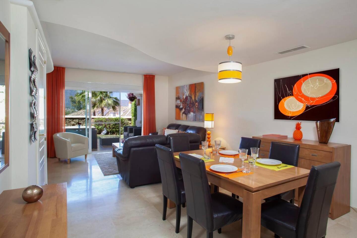 Vakantiehuis Mediterranean Townhouse Calagolf